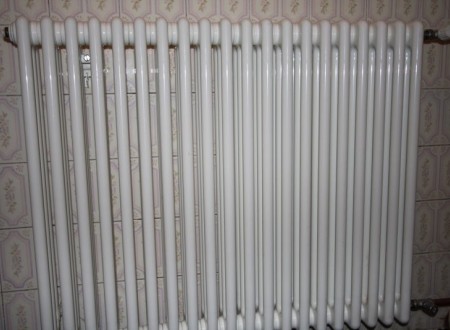 Cevni radiator